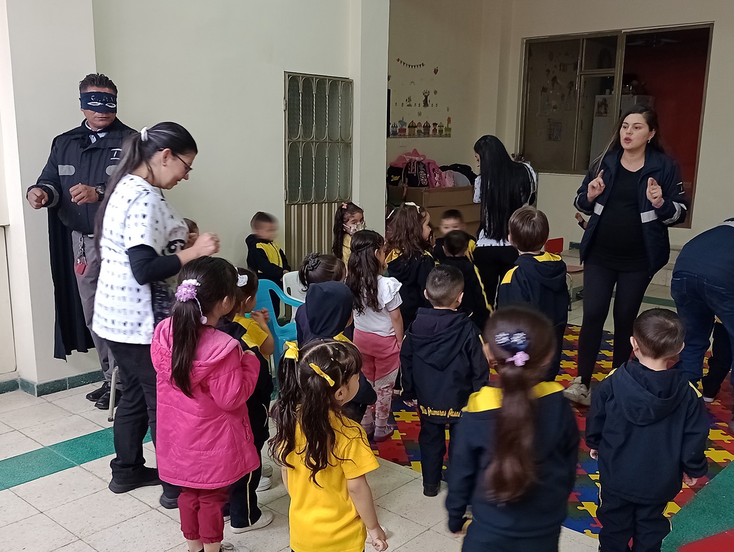 Fotografía de la actividad ludico-pedagógica realizada en el hogar infantil Mis primeros pasos II.