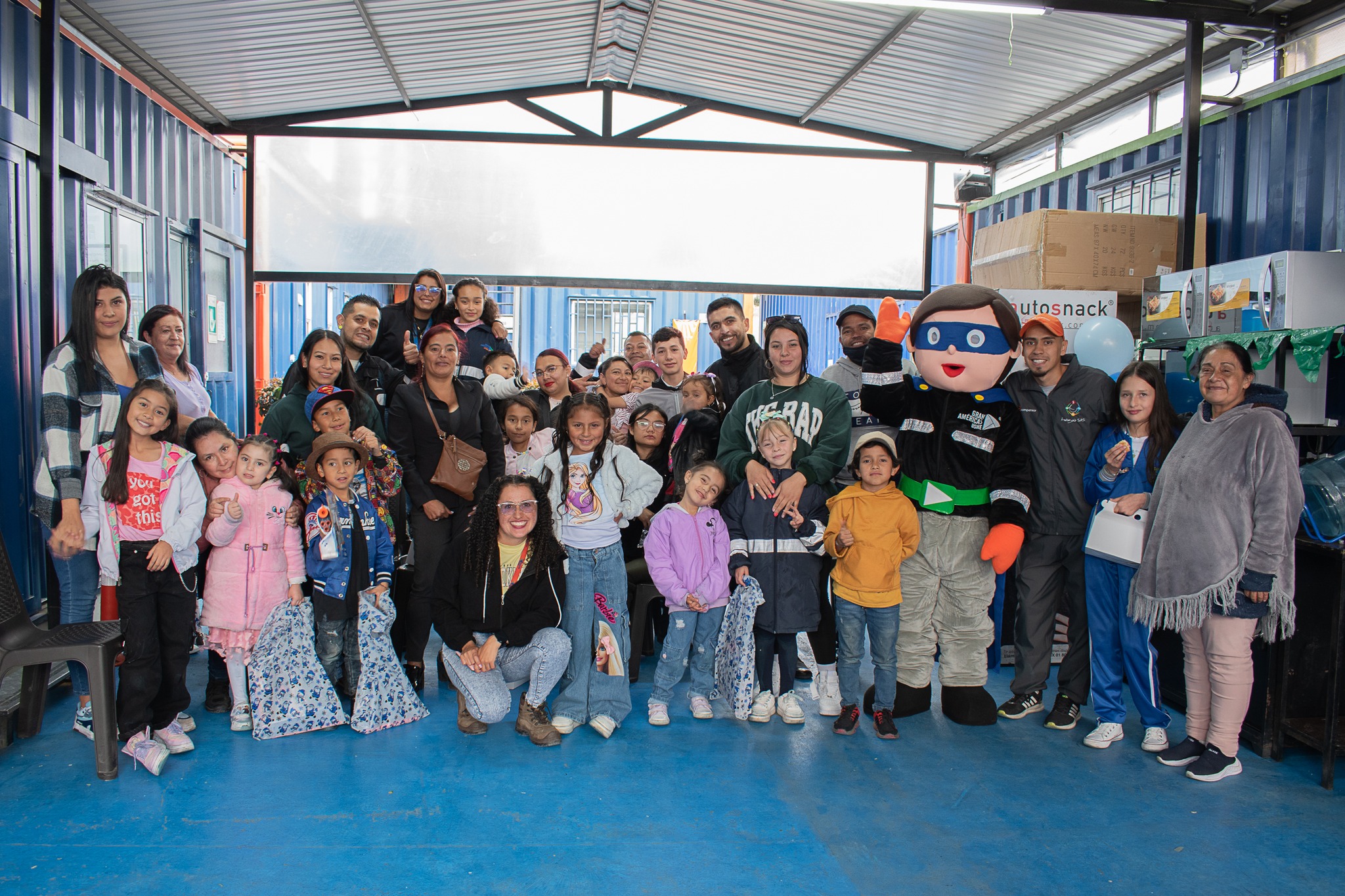 Fotografía de los niños participantes del concurso de talentos GAU Talents Kids
